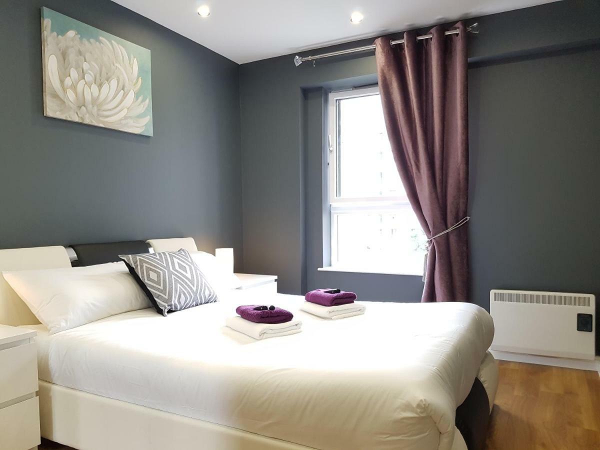 Glasgow'S Modern & Stylish 3 Bedroom Aparment Dış mekan fotoğraf