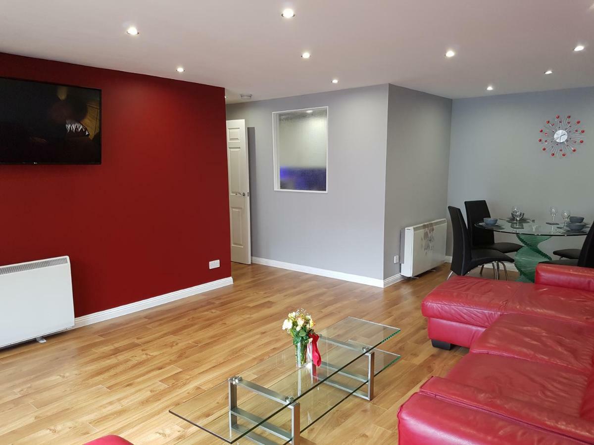 Glasgow'S Modern & Stylish 3 Bedroom Aparment Dış mekan fotoğraf